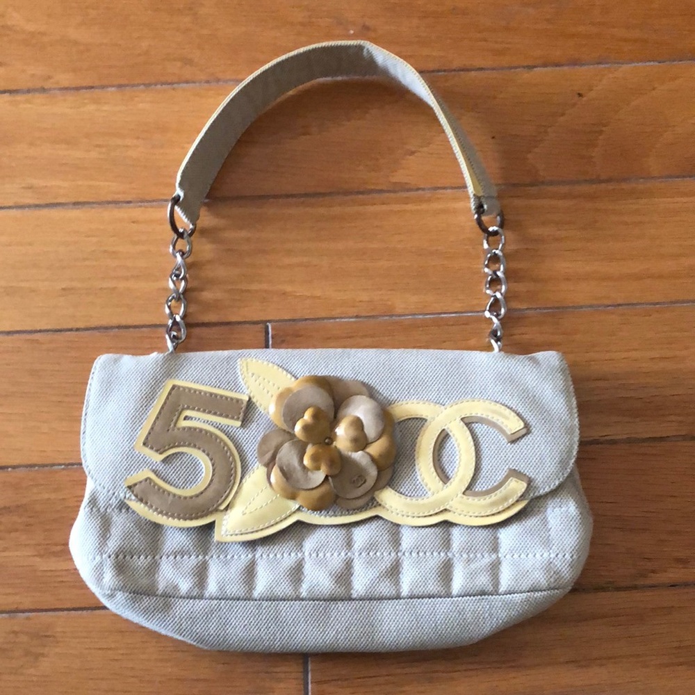 Autentic Chanel bag